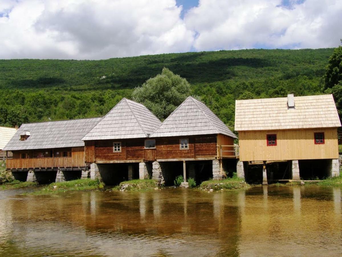 Holiday Home Modric Otočac Exterior foto